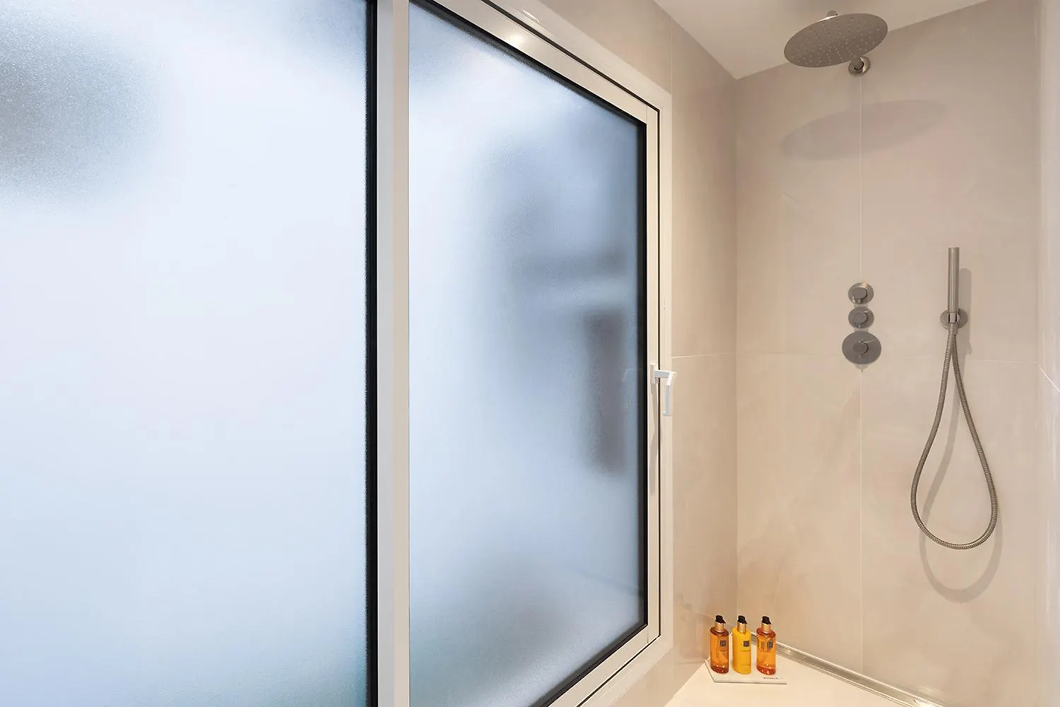 Oniri - Serviced Eiffel Tower - Rue D'augereau Apartamento *